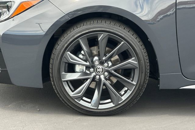 Certified 2025 Toyota Corolla SE FWD image 31