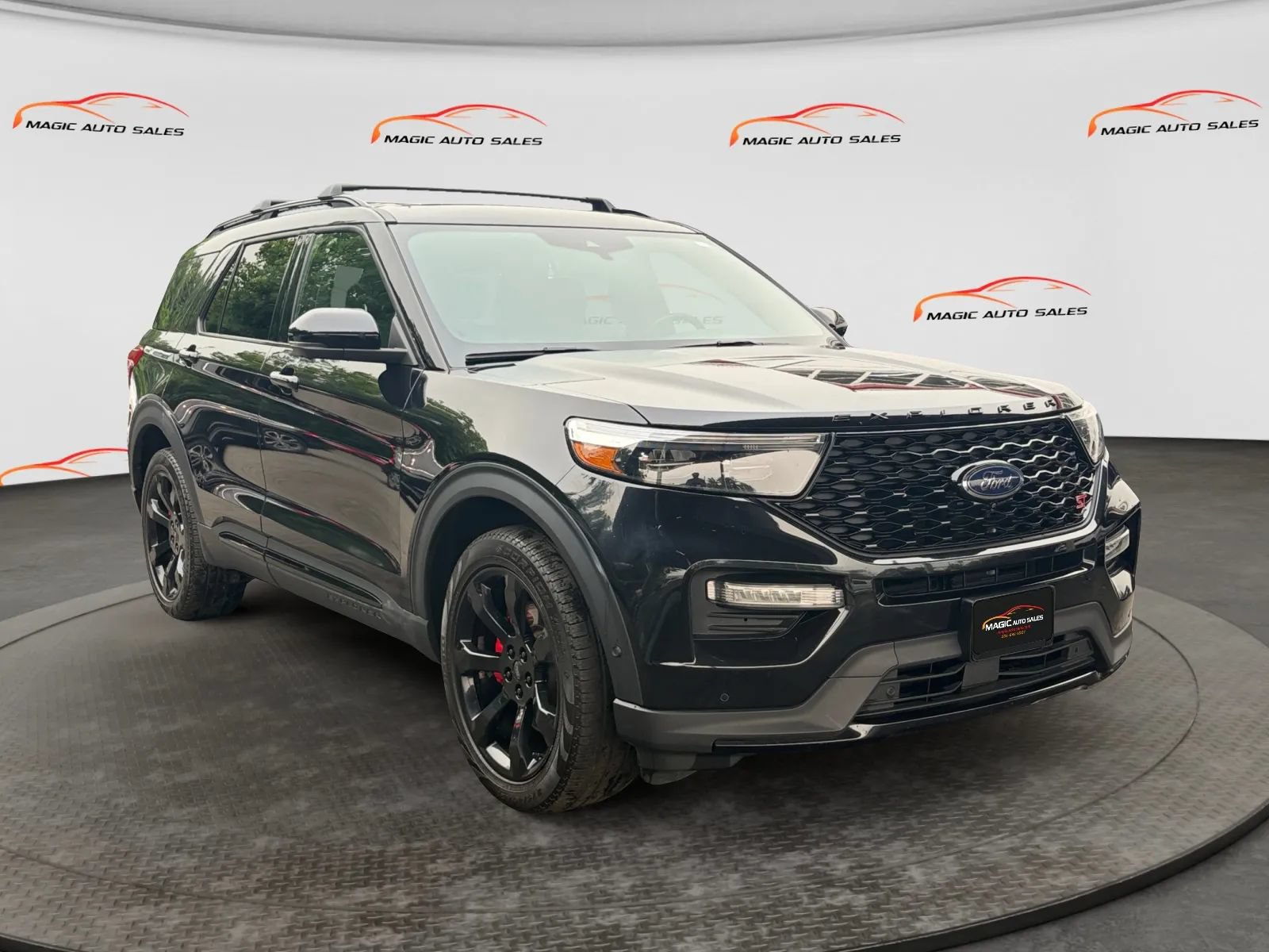 Used 2020 Ford Explorer ST w/ ST Street Pack AWD/4WD image 5