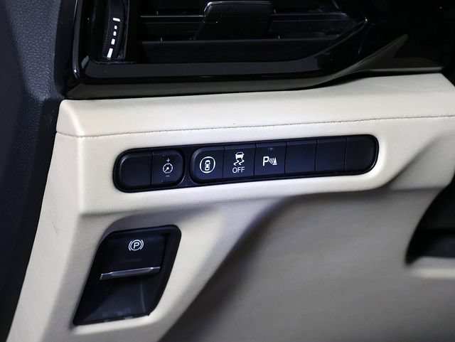 Certified 2023 Acura MDX SH-AWD w/ Technology Package image 28