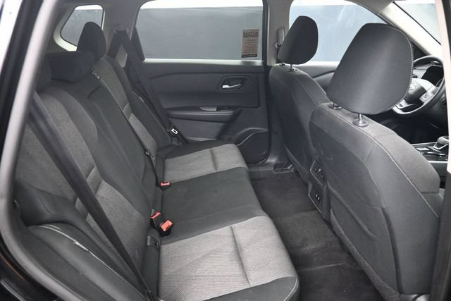 Used 2025 Nissan Rogue SV AWD/4WD image 25
