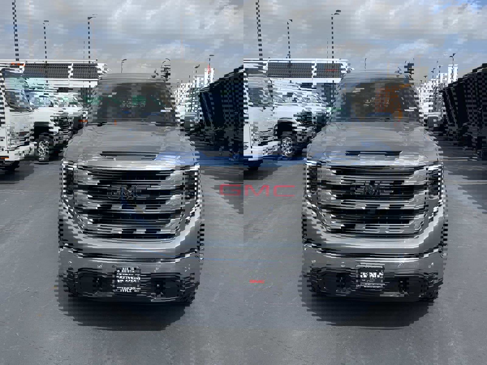 New 2026 GMC Sierra 1500 SLE w/ Preferred Package image 2