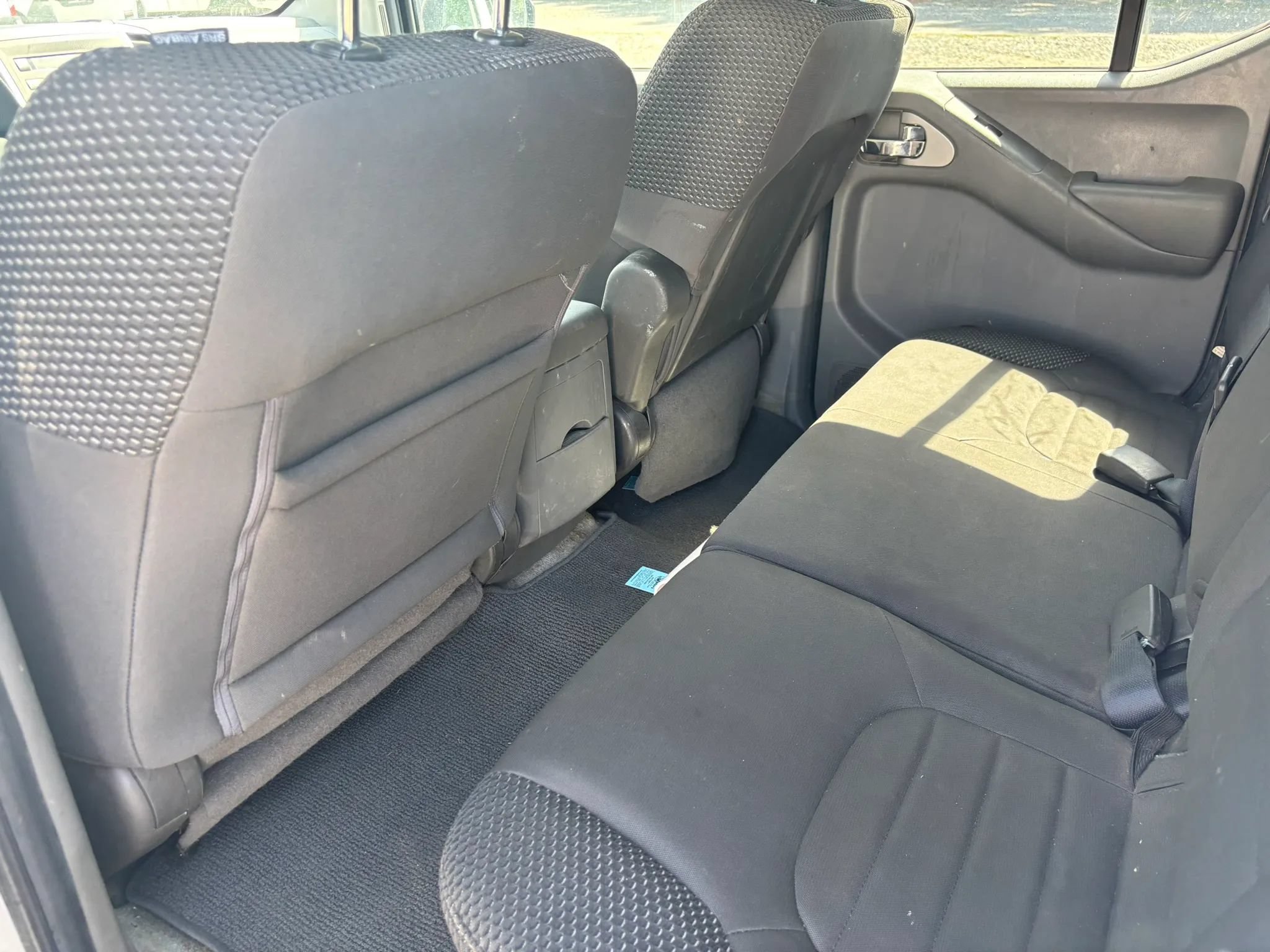 Used 2012 Nissan Frontier SV w/ Sport Appearance Pkg RWD image 11