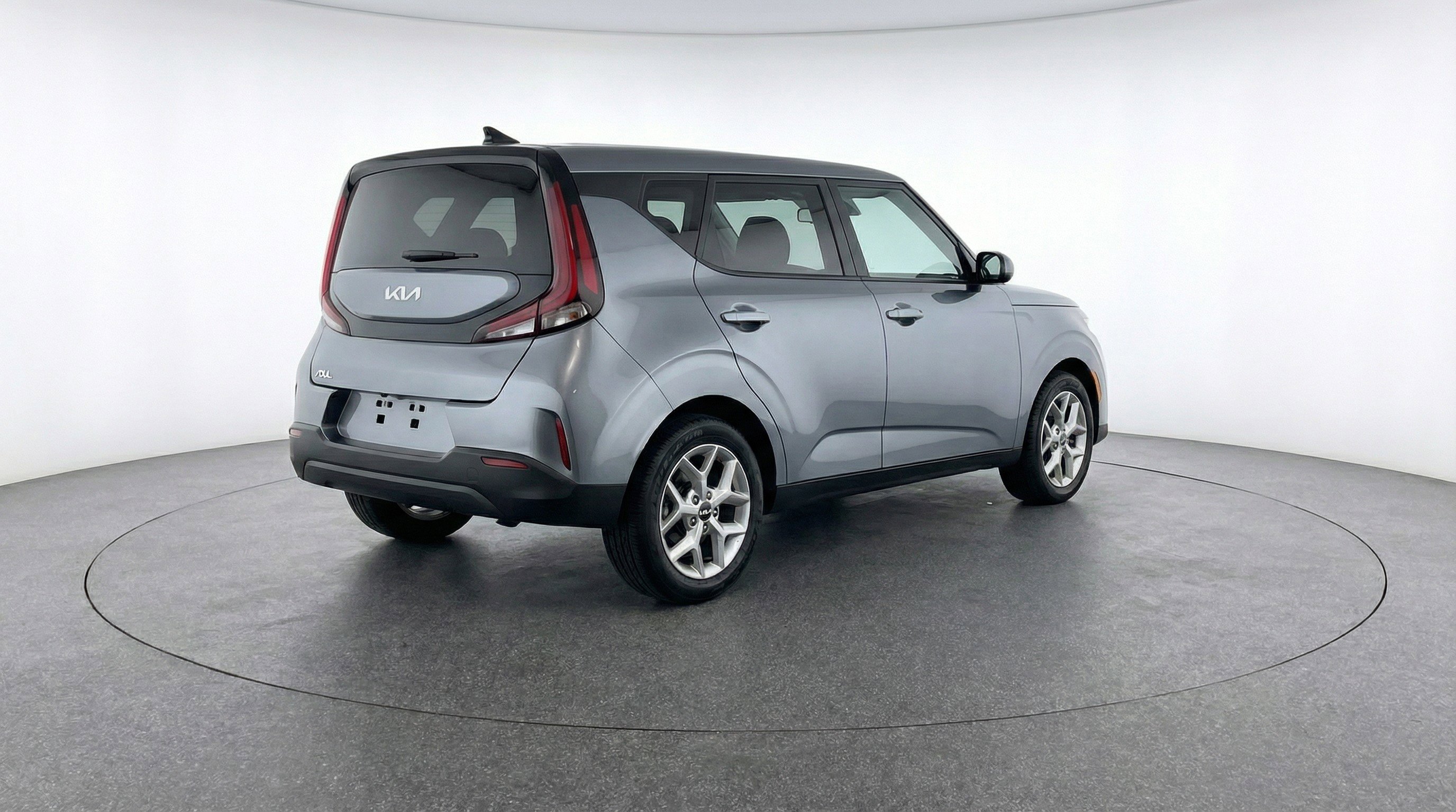 Used 2025 Kia Soul LX w/ LX Technology Package image 9