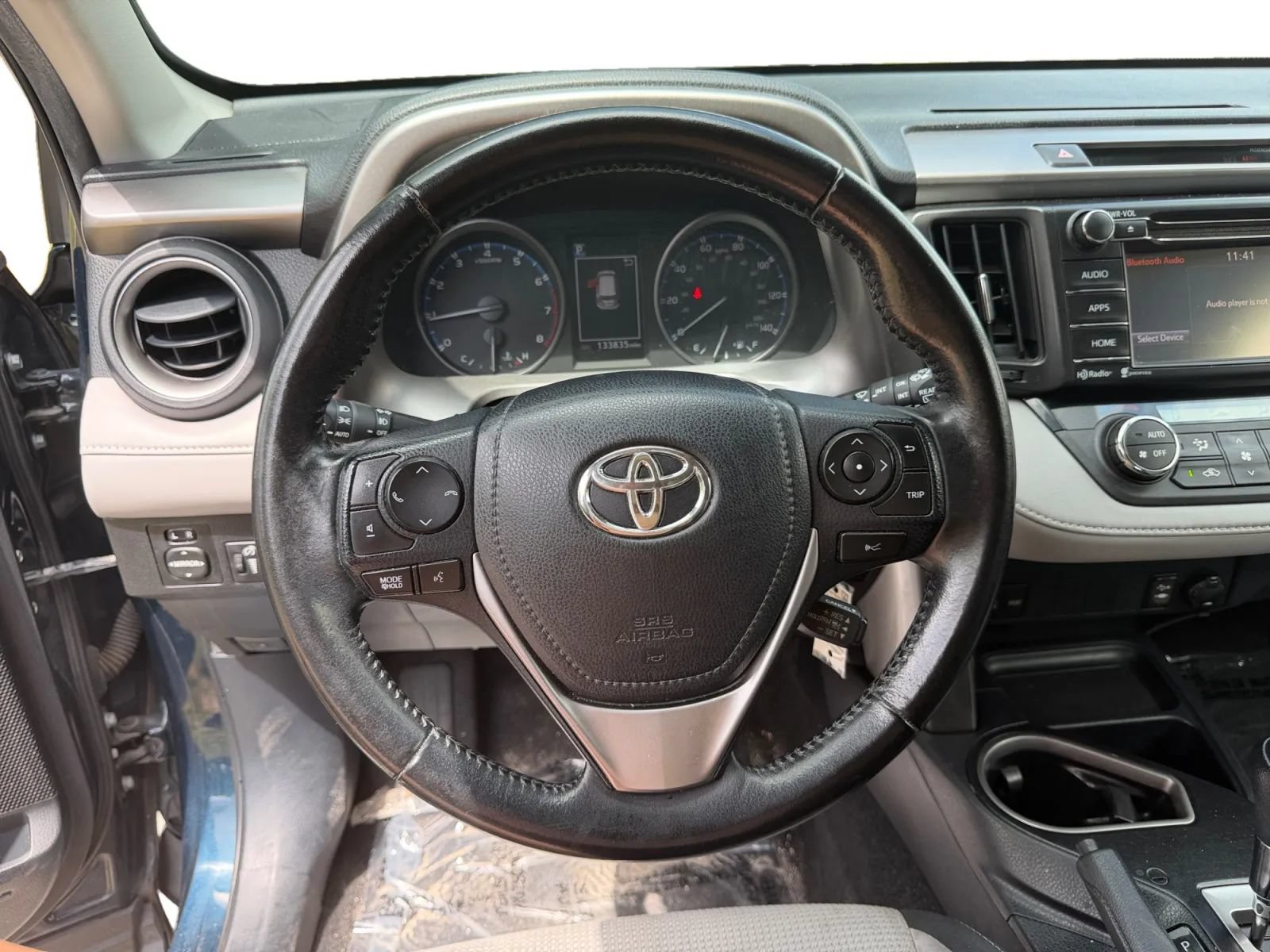 Used 2017 Toyota RAV4 XLE w/ Plus Special Value Package AWD/4WD image 11