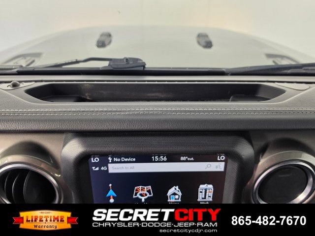 Used 2023 Jeep Wrangler Unlimited Sahara AWD/4WD image 19