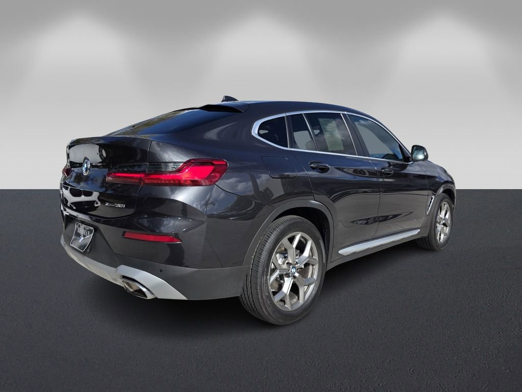 Certified 2022 BMW X4 xDrive30i image 4