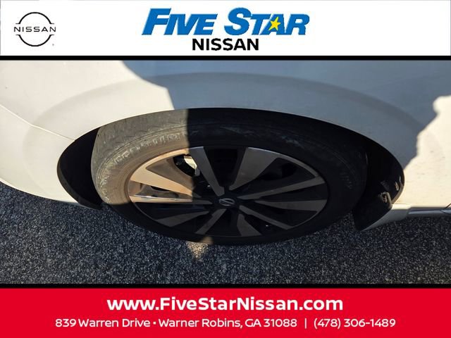 Used 2021 Nissan Sentra SV w/ SV Premium Package FWD image 4
