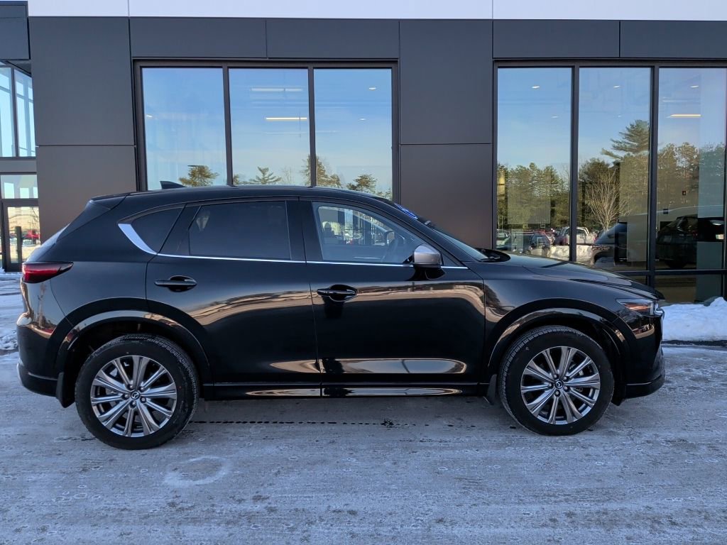 Used 2024 MAZDA CX-5 Signature image 5