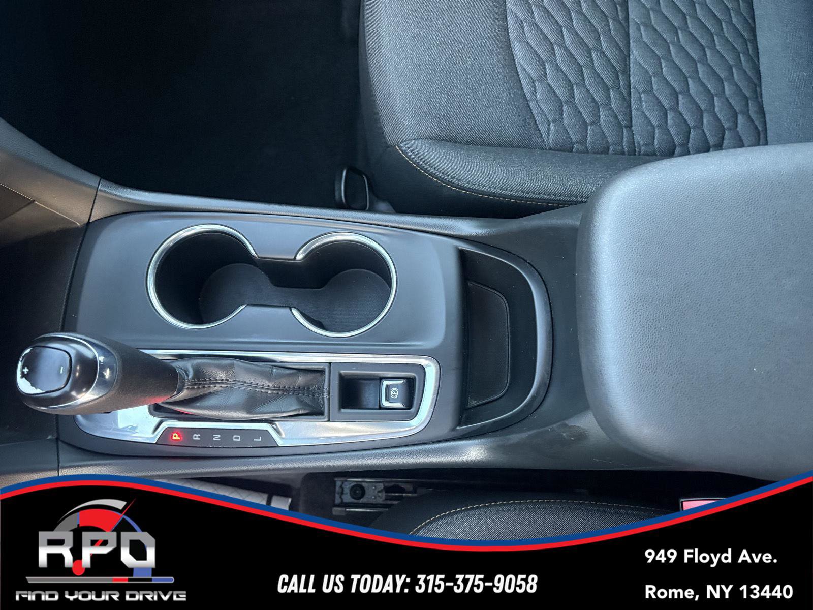 Used 2020 Chevrolet Equinox LT image 19