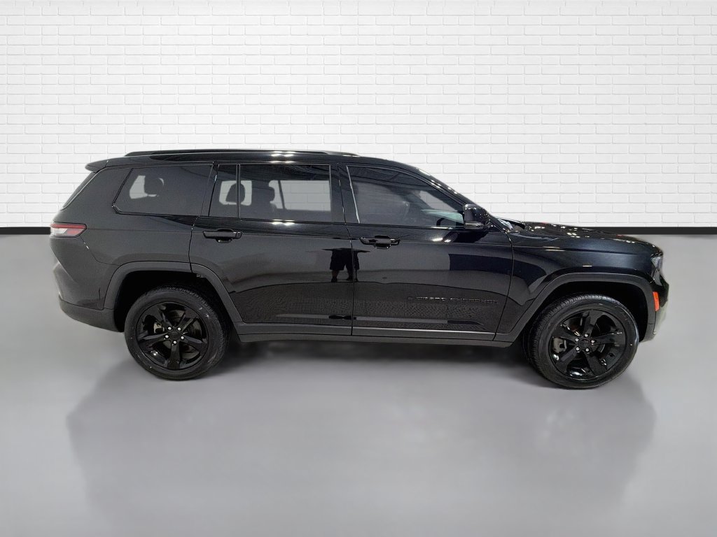 Used 2023 Jeep Grand Cherokee L Laredo AWD/4WD image 10