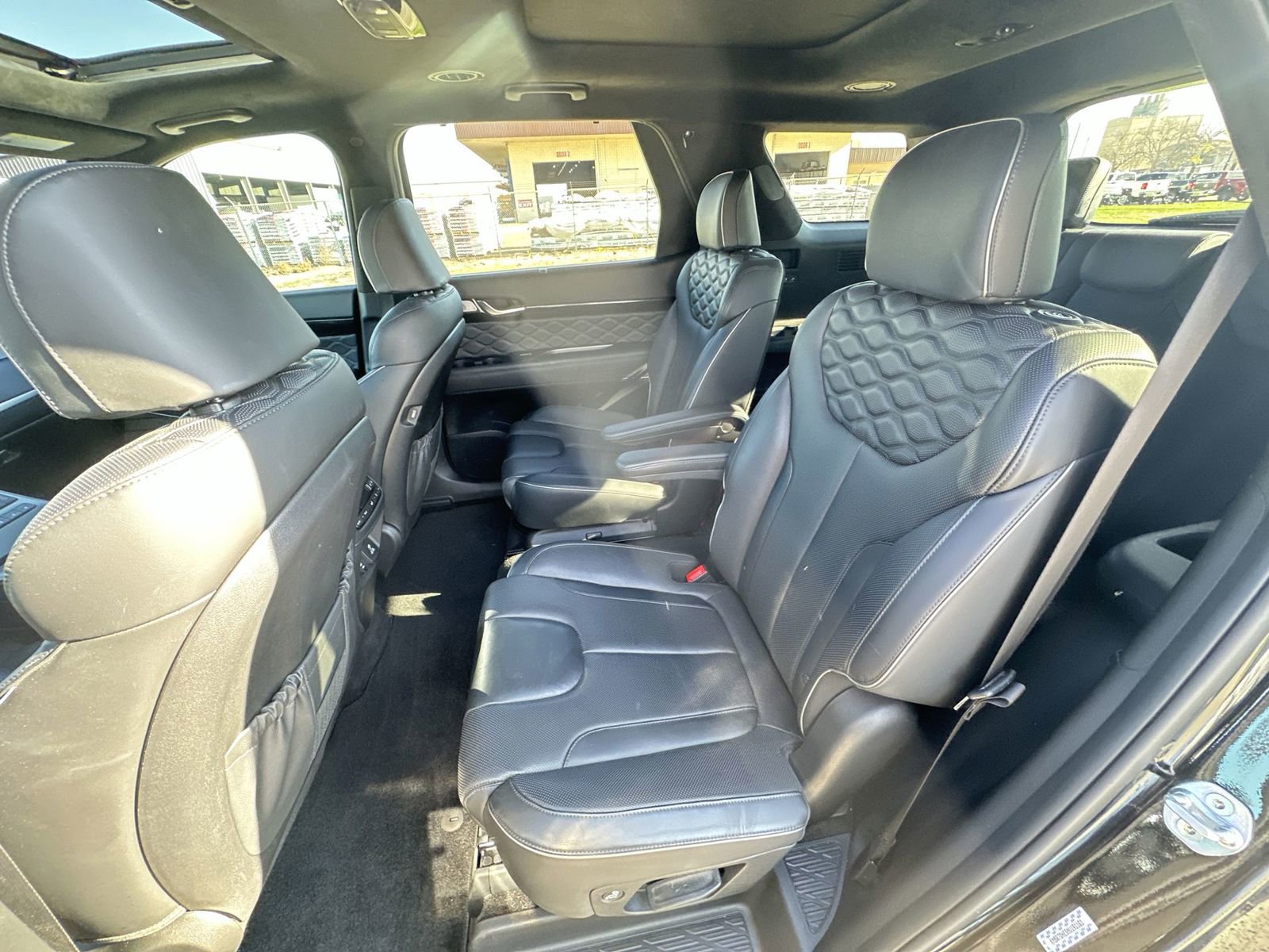 Used 2021 Hyundai Palisade Calligraphy image 26