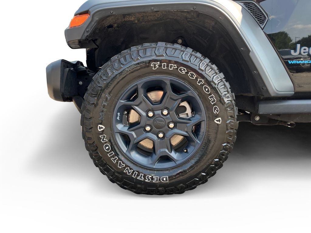 Used 2023 Jeep Wrangler Unlimited w/ Sun & Screen Package AWD/4WD image 31
