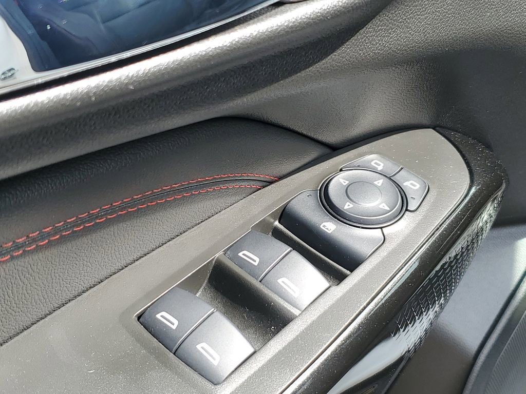 Certified 2024 Chevrolet Trax RS w/ Driver Confidence Package image 27