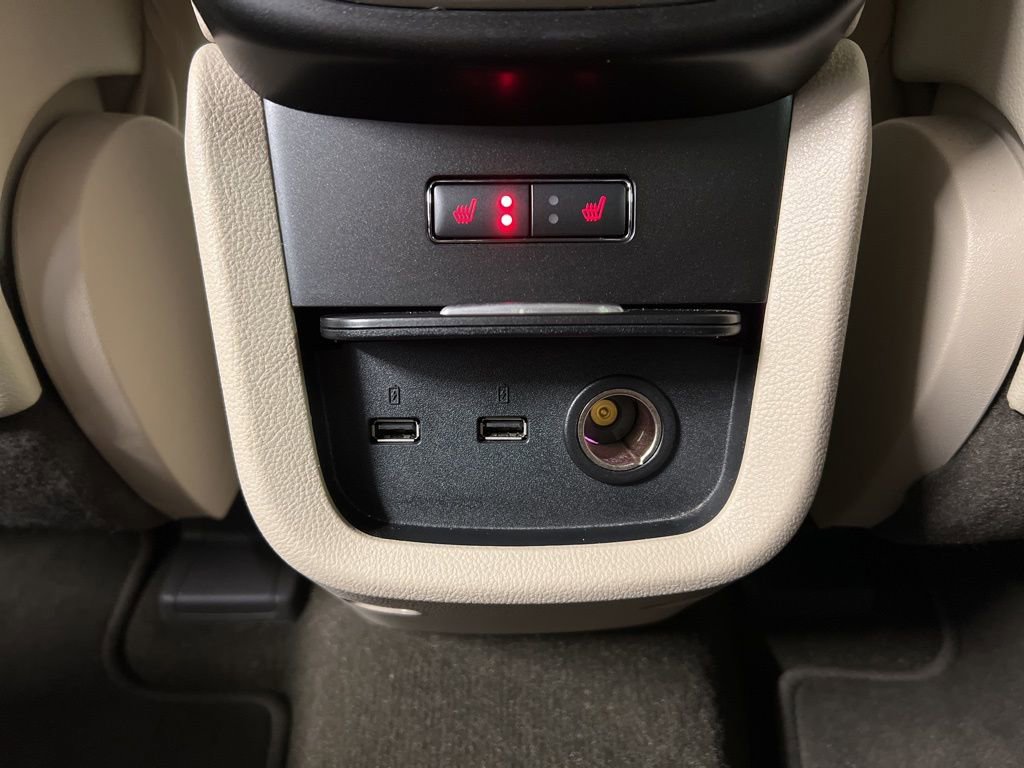 Certified 2020 Lincoln Nautilus Reserve w/ Equipment Group 201A AWD/4WD image 11