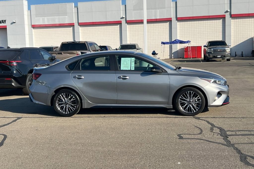 Used 2022 Kia Forte GT-Line w/ GT-Line Technology Package image 3