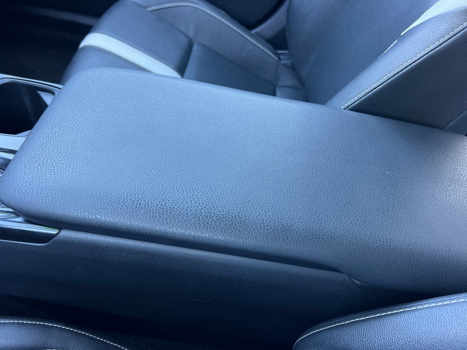 Used 2025 Toyota Camry SE FWD image 22