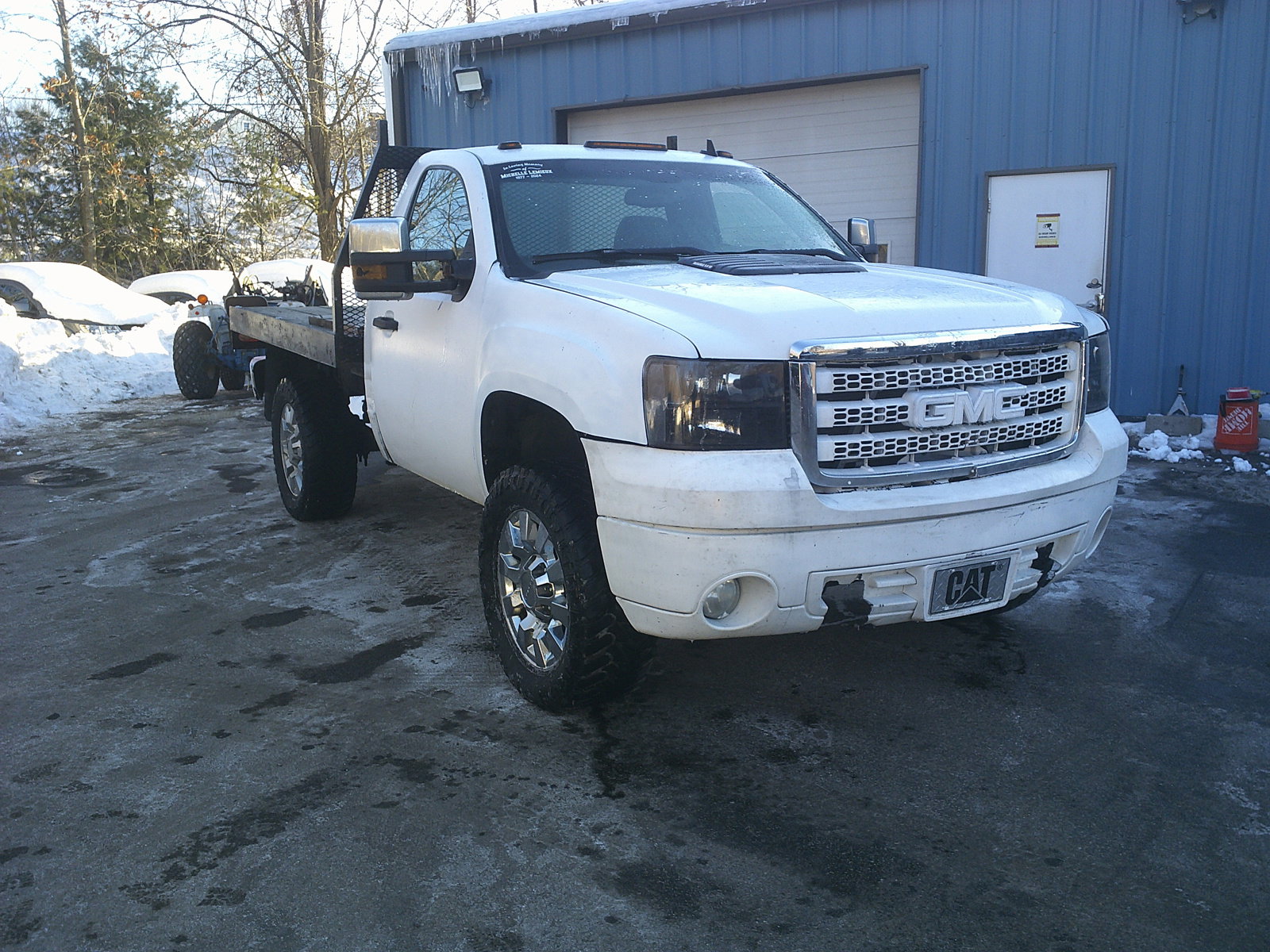 Used 2007 GMC Sierra 2500 W/T w/ Snow Plow Prep Package image 3