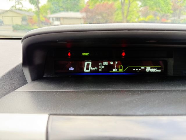 Used 2013 Toyota Prius V Three FWD image 8