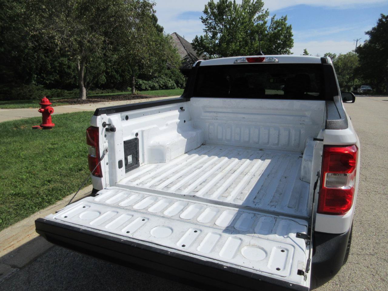 Used 2022 Ford Maverick XL FWD image 19