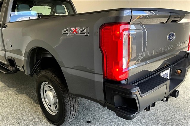 Used 2023 Ford F250 XL w/ Snow Plow Prep Package image 35