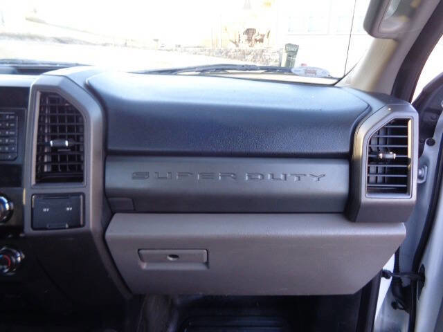 Used 2019 Ford F250 XL w/ XL Value Package image 27