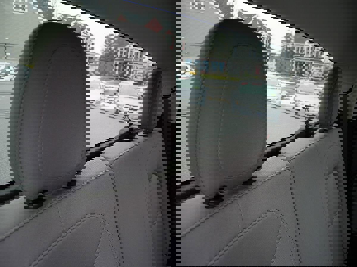 Used 2021 Chevrolet Colorado W/T w/ Custom Special Edition image 23