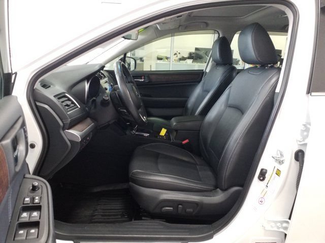 Used 2019 Subaru Outback 2.5i Limited w/ Popular Package #2 AWD/4WD image 11