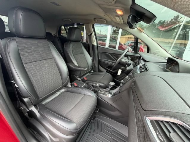 Used 2015 Buick Encore Convenience FWD image 12