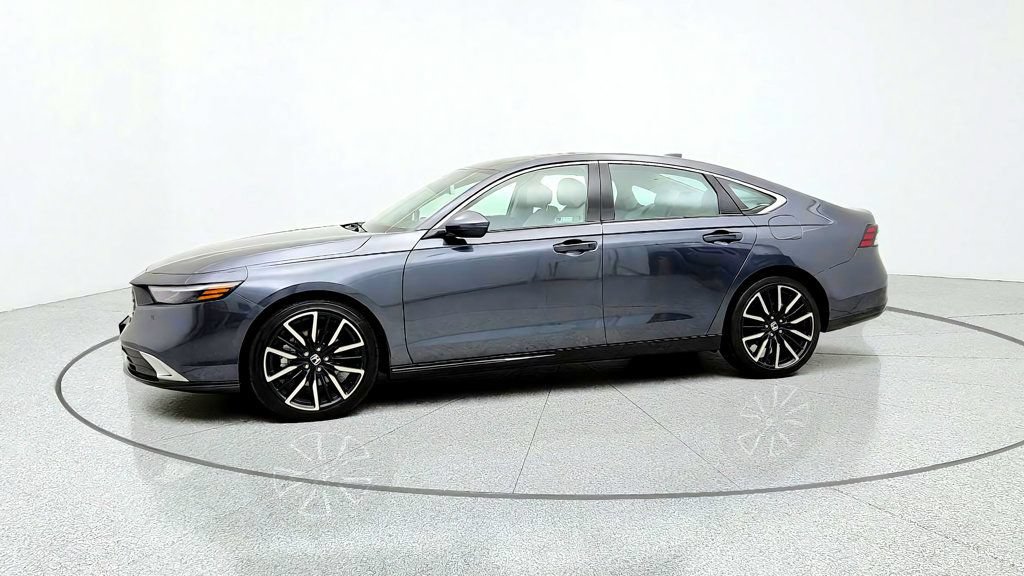 Used 2026 Honda Accord Touring image 8