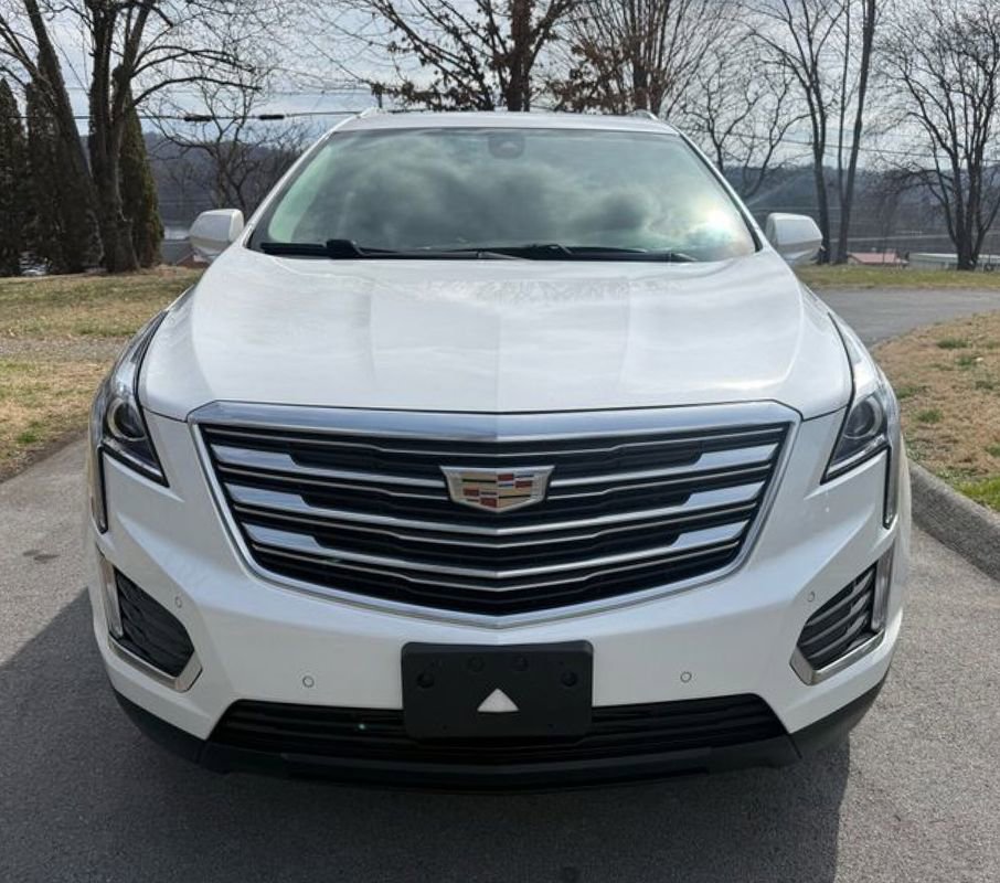 Used 2019 Cadillac XT5 Luxury image 2