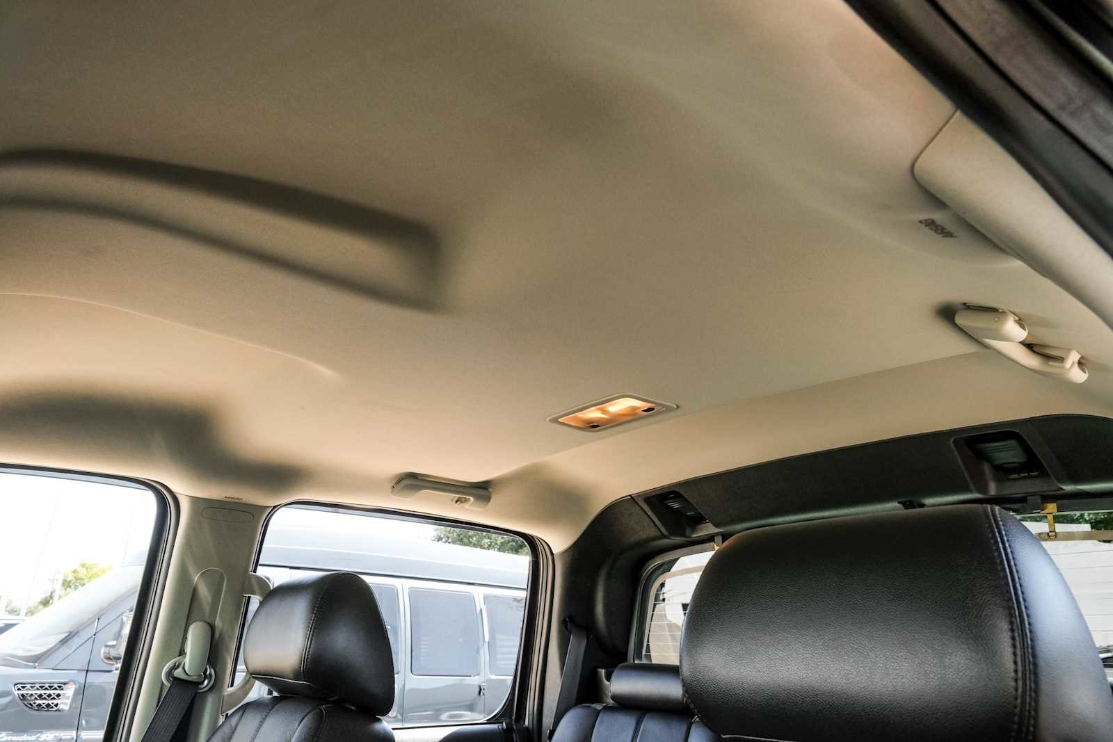 Used 2012 Chevrolet Avalanche LT w/ All-Star Edition image 27