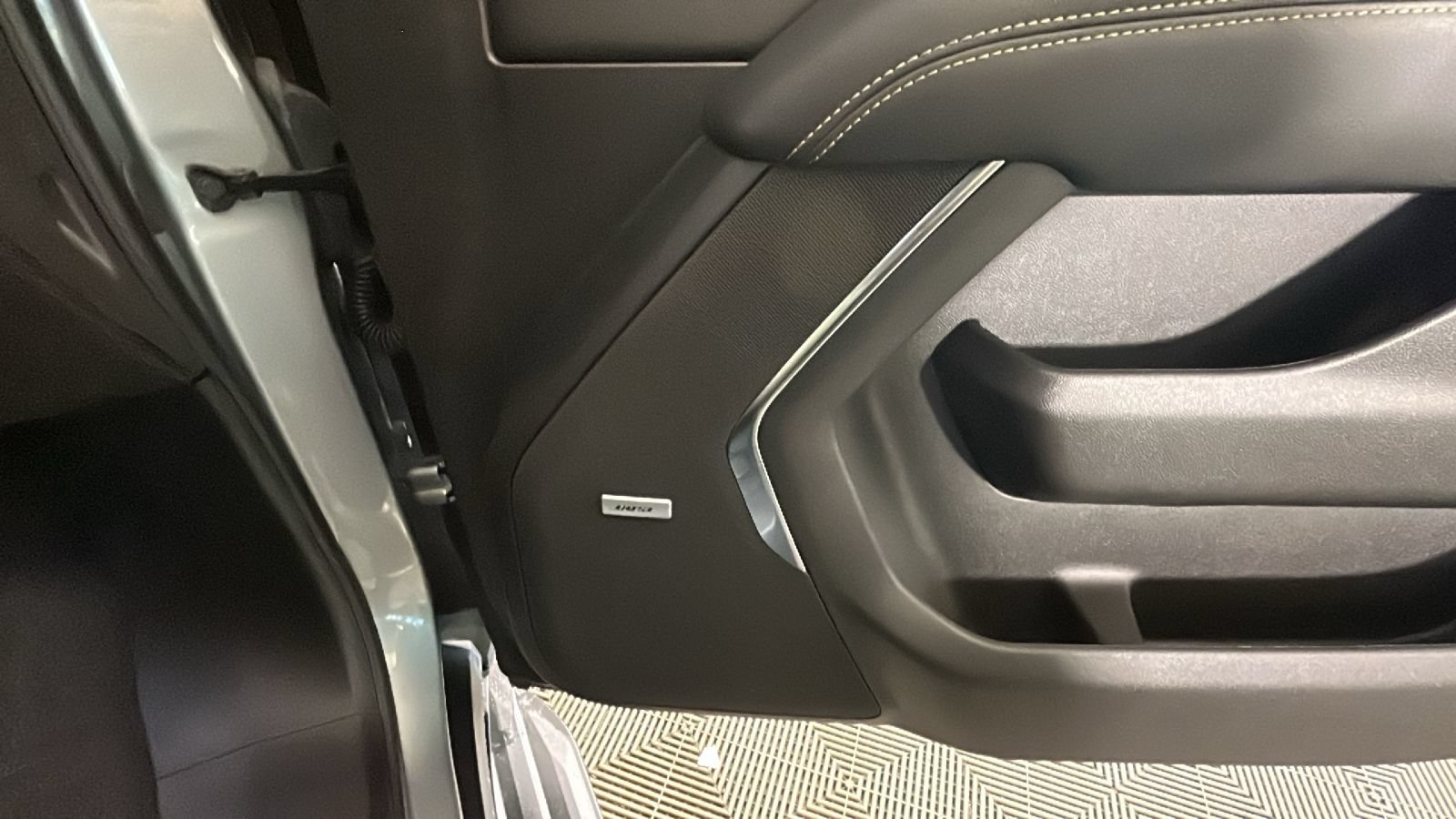 Used 2025 GMC Yukon Elevation w/ LPO, Floor Liner Package AWD/4WD image 35