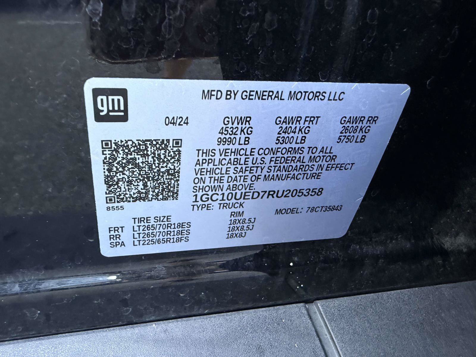 Certified 2024 Chevrolet Silverado EV W/T AWD/4WD image 19
