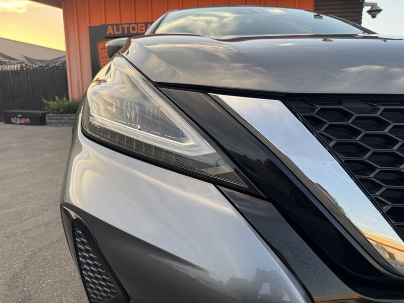 Used 2021 Nissan Murano S FWD image 3