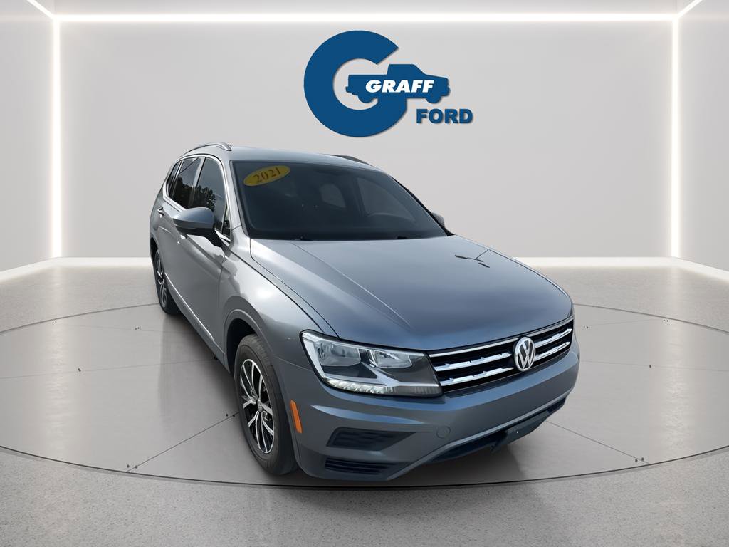 Used 2021 Volkswagen Tiguan SE image 8