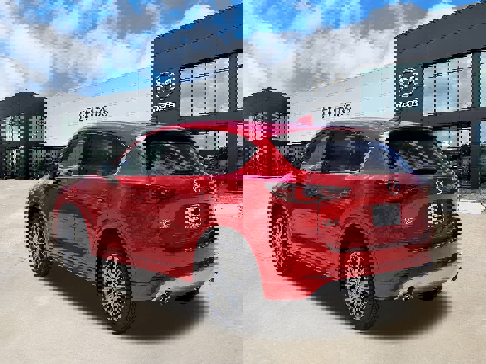 New 2025 MAZDA CX-5 Signature image 2
