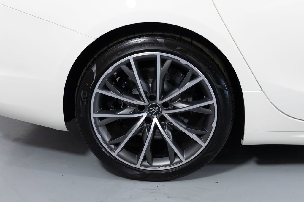 Used 2023 Maserati Ghibli Modena image 17