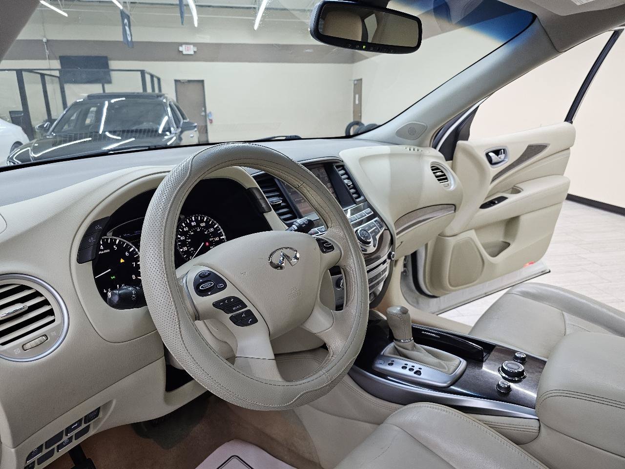 Used 2014 INFINITI QX60 FWD w/ Premium Plus Package image 19