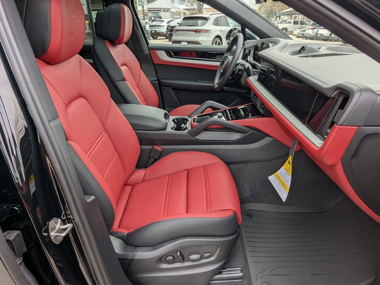 New 2026 Porsche Cayenne S image 25