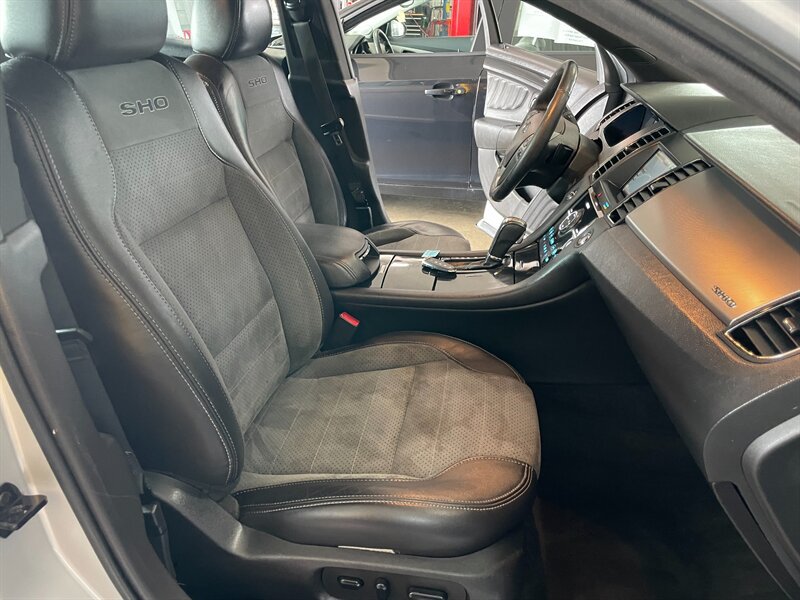 Used 2014 Ford Taurus SHO w/ Equipment Group 401A AWD/4WD image 19