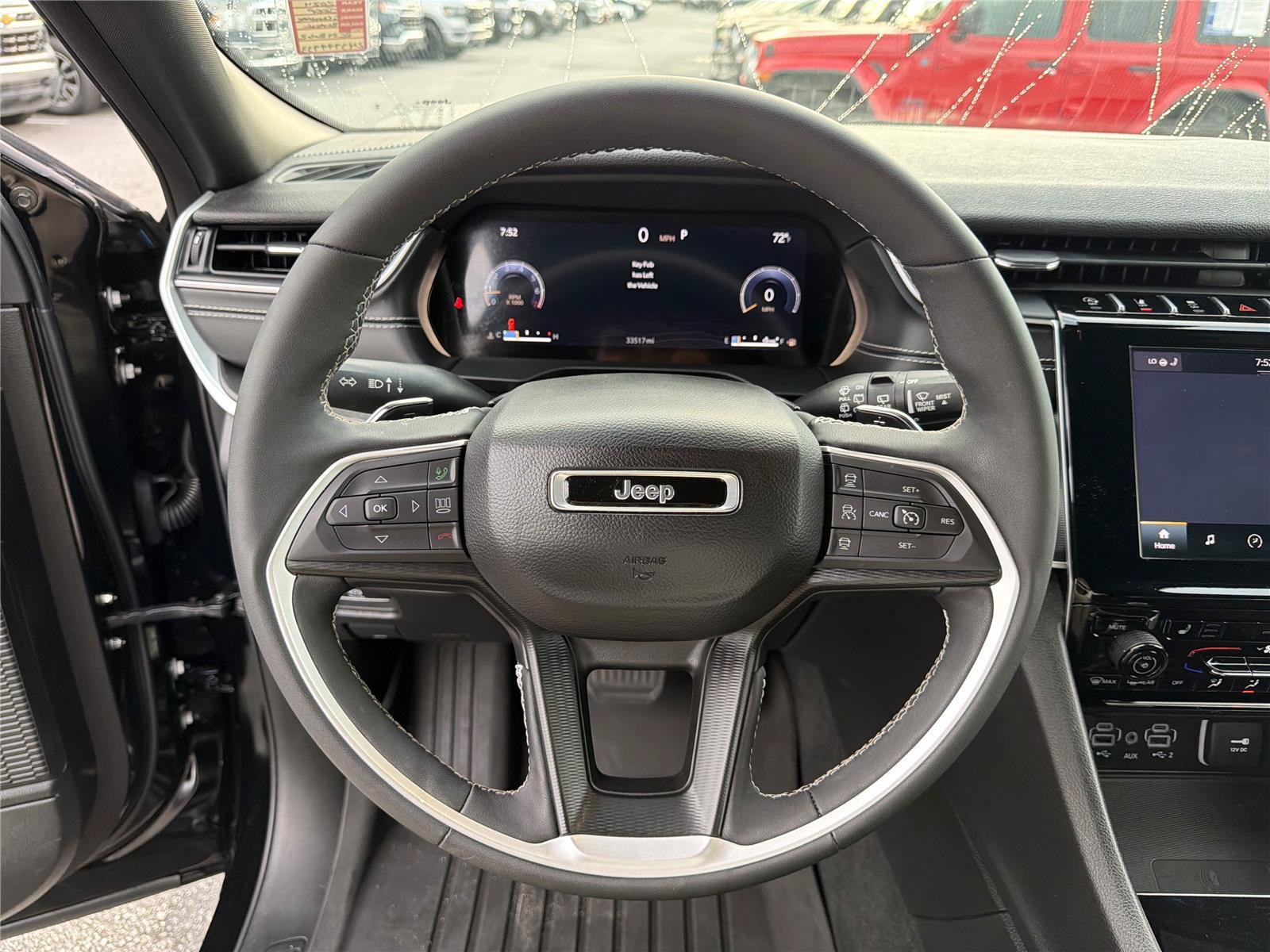 Used 2024 Jeep Grand Cherokee Altitude AWD/4WD image 23