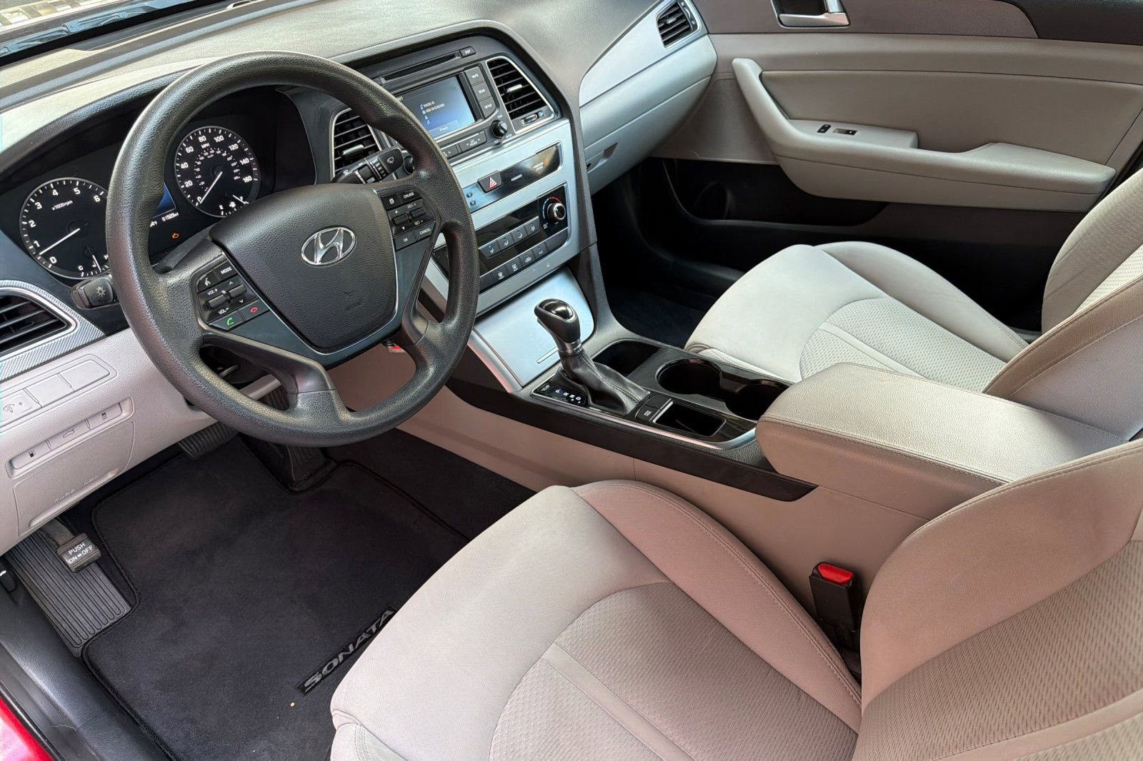 Used 2015 Hyundai Sonata SE w/ Option Group 02 image 11