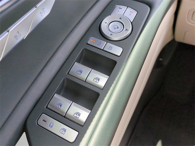 Used 2025 Genesis GV80 3.5T Prestige image 23