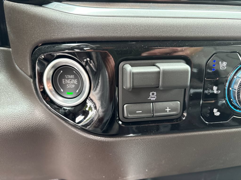 New 2026 GMC Sierra 1500 SLT w/ SLT Convenience Package AWD/4WD image 23