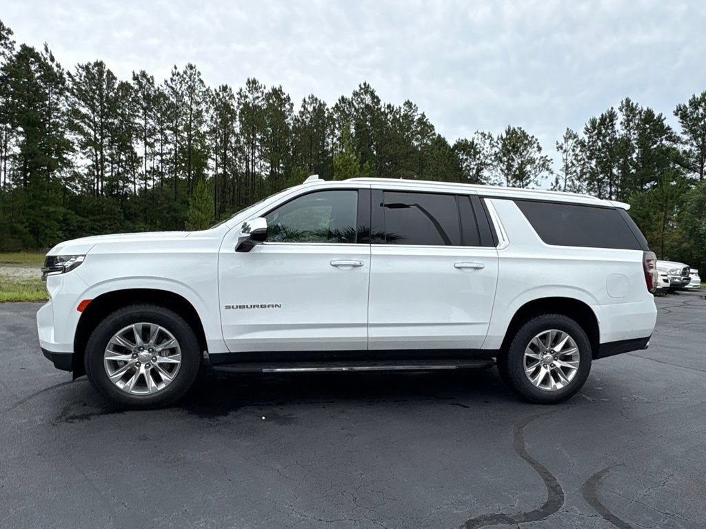 Used 2023 Chevrolet Suburban Premier AWD/4WD image 8
