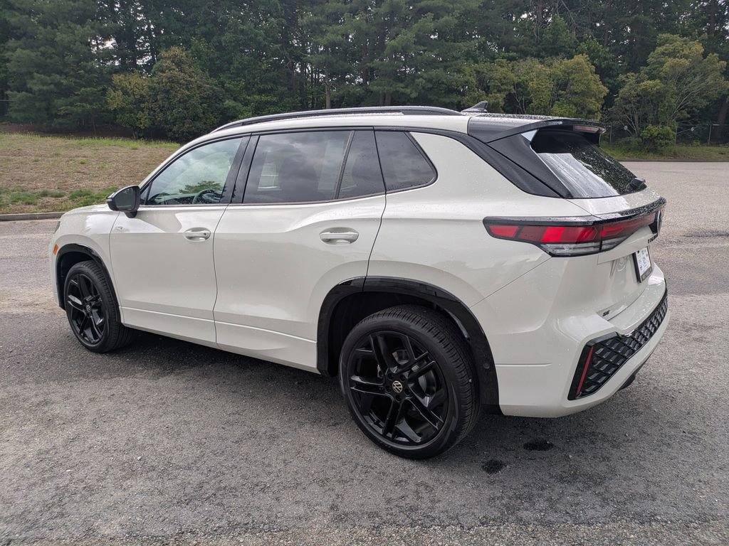 New 2026 Volkswagen Tiguan SE R-Line AWD/4WD image 6