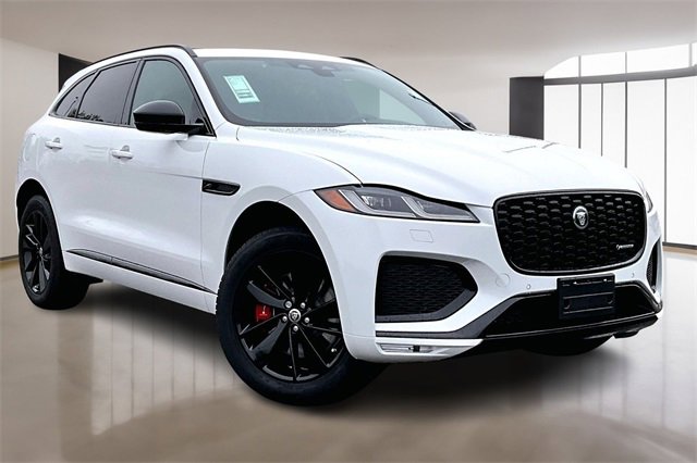Used 2025 Jaguar F-PACE R-Dynamic S image 3