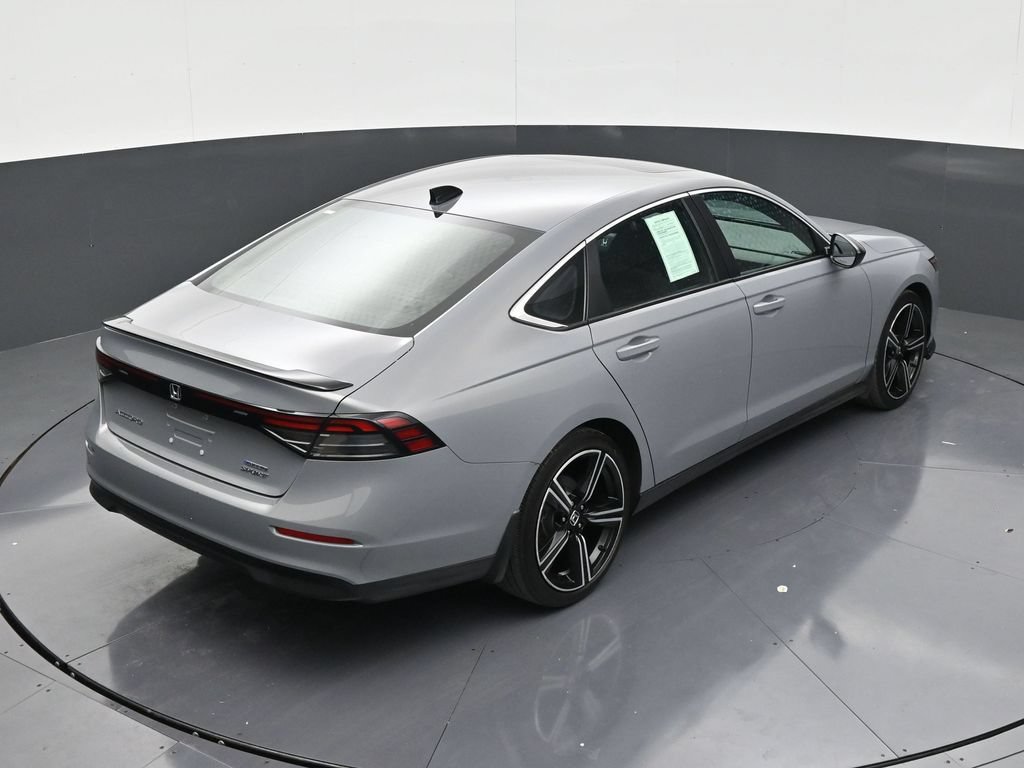 Used 2025 Honda Accord Sport image 17