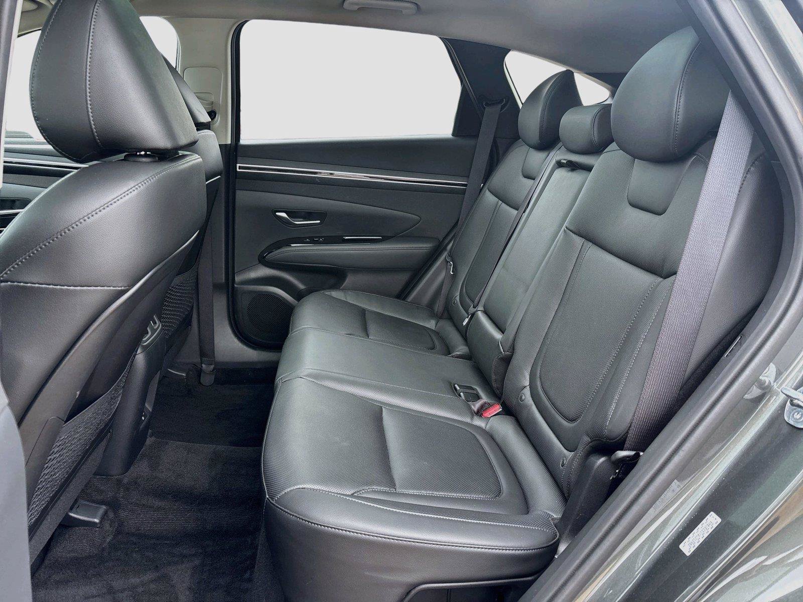 Certified 2024 Hyundai Tucson Limited AWD/4WD image 11