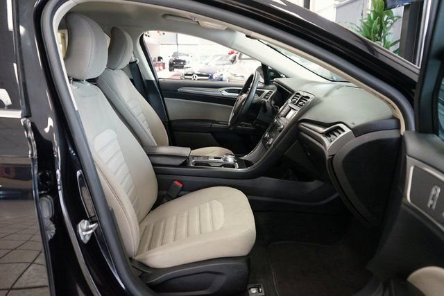 Used 2019 Ford Fusion S image 34